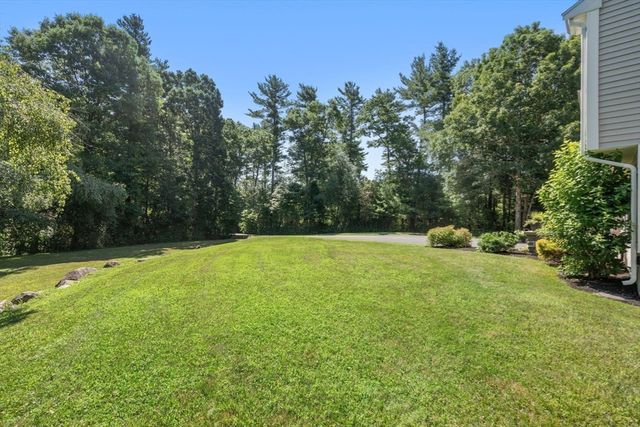 19 Squirrel Island Rd, Wareham, MA 02576