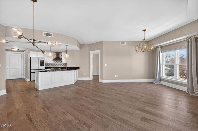 222 Glenwood Avenue 605, Raleigh, NC 27603