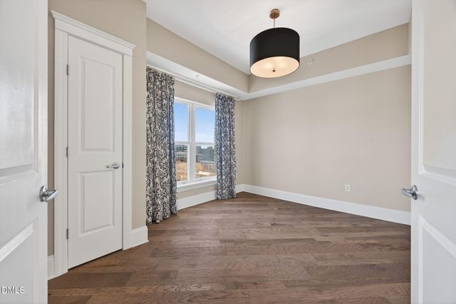 222 Glenwood Avenue 605, Raleigh, NC 27603