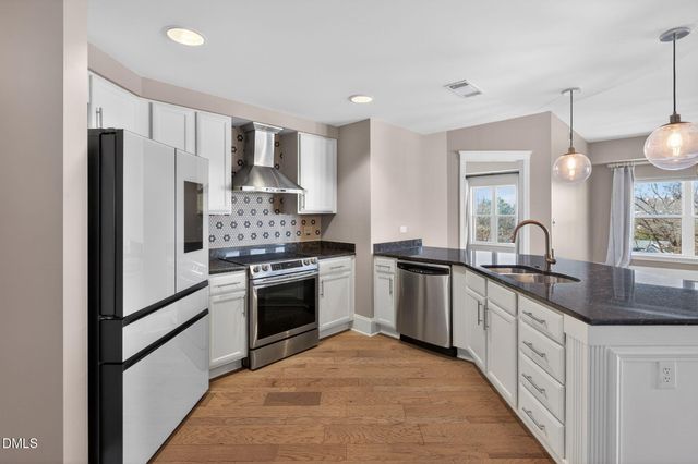 222 Glenwood Avenue 605, Raleigh, NC 27603