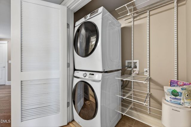 222 Glenwood Avenue 605, Raleigh, NC 27603