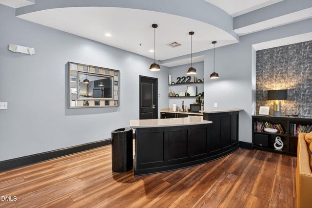 222 Glenwood Avenue 605, Raleigh, NC 27603