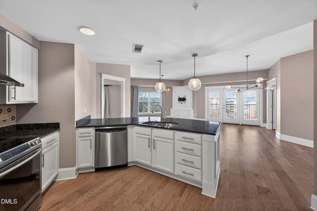 222 Glenwood Avenue 605, Raleigh, NC 27603