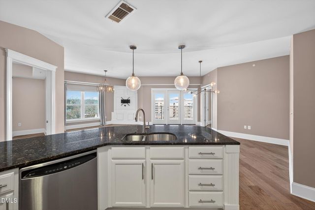 222 Glenwood Avenue 605, Raleigh, NC 27603