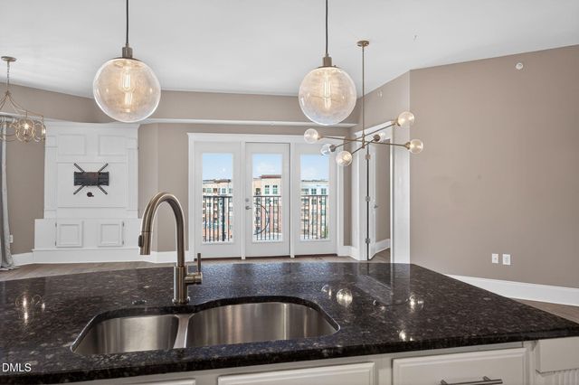 222 Glenwood Avenue 605, Raleigh, NC 27603