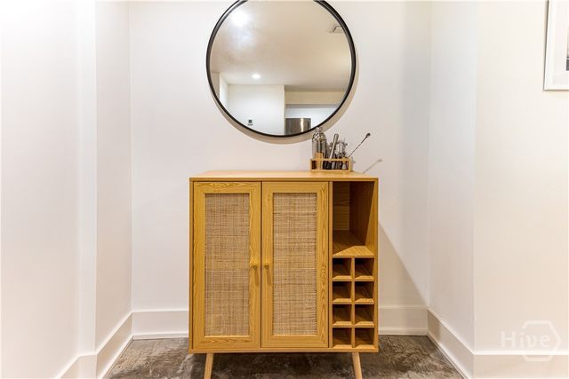 1 E Gordon Street 1, Savannah, GA 31401