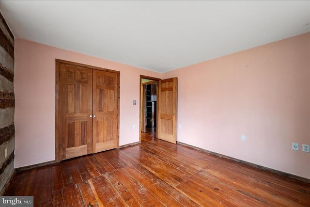 186 PINE CONE DR, Cross Junction, VA 22625