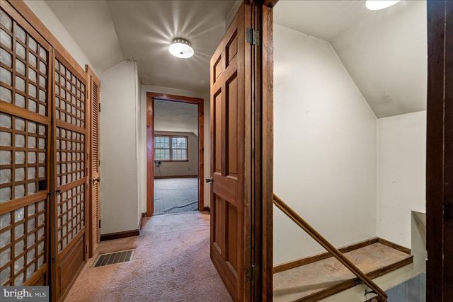 186 PINE CONE DR, Cross Junction, VA 22625