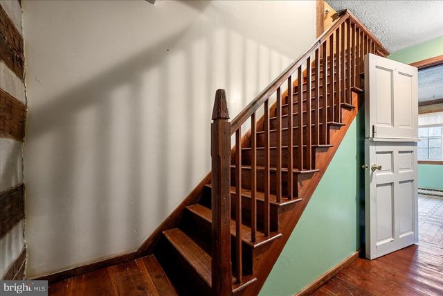 186 PINE CONE DR, Cross Junction, VA 22625