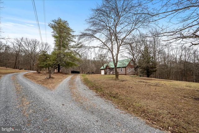186 PINE CONE DR, Cross Junction, VA 22625