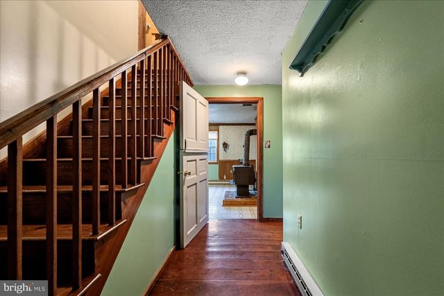 186 PINE CONE DR, Cross Junction, VA 22625