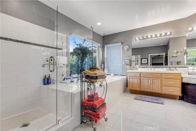 22019 Gold Canyon Drive, Saugus, CA 91390
