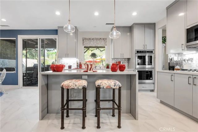 22019 Gold Canyon Drive, Saugus, CA 91390