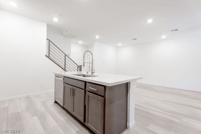 91 Cinder Cone Lane, Las Vegas, NV 89138