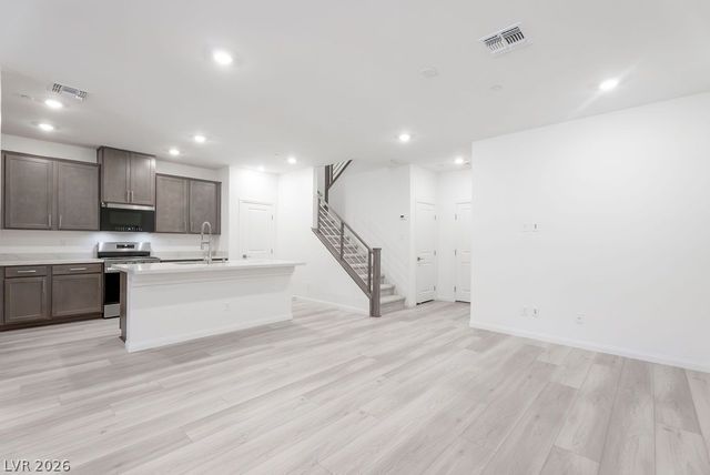 91 Cinder Cone Lane, Las Vegas, NV 89138