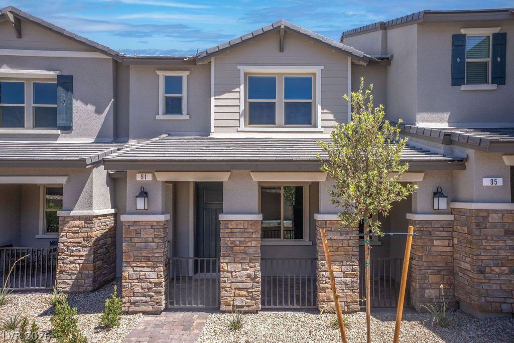 91 Cinder Cone Lane, Las Vegas, NV 89138