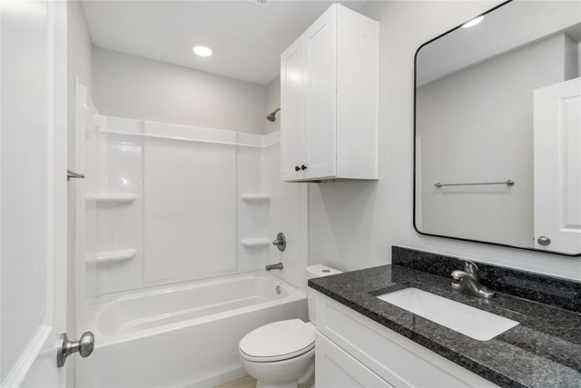 913 E 3RD Street, Coleman, TX 76834