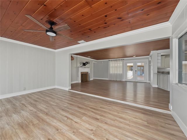 125 LAKE ROY DRIVE, Winter Haven, FL 33884