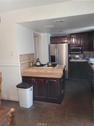3600 Mountain 12 F, San Bernardino, CA 92404