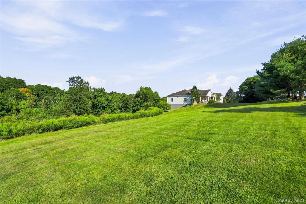 180 Simpson Road, Carmel, NY 10512 — photo 4