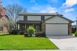 1223 N Itasca Road, Addison, IL 60101