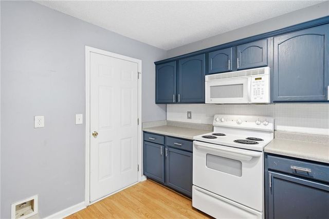 222 Fox Creek Boulevard, Woodstock, GA 30188