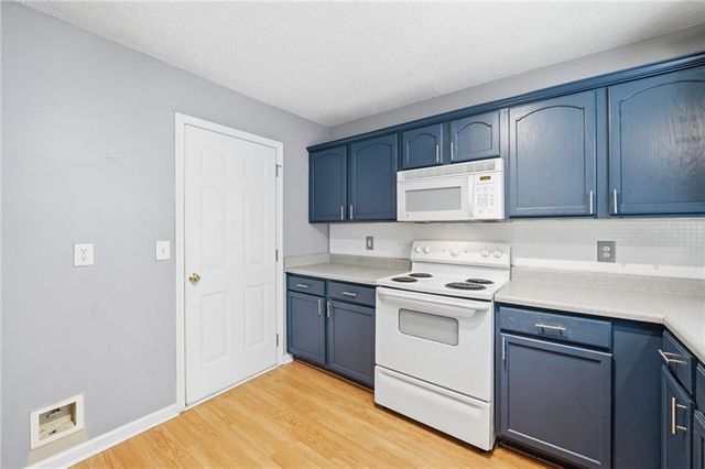 222 Fox Creek Boulevard, Woodstock, GA 30188