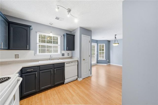 222 Fox Creek Boulevard, Woodstock, GA 30188