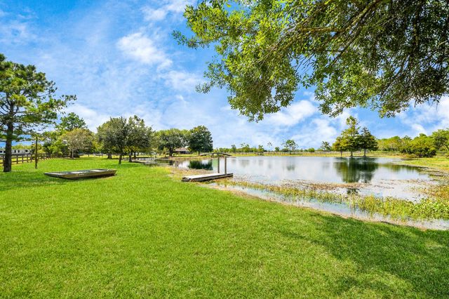 7511 County Road 511, Rosharon, TX 77583