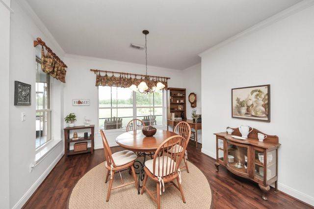 7511 County Road 511, Rosharon, TX 77583