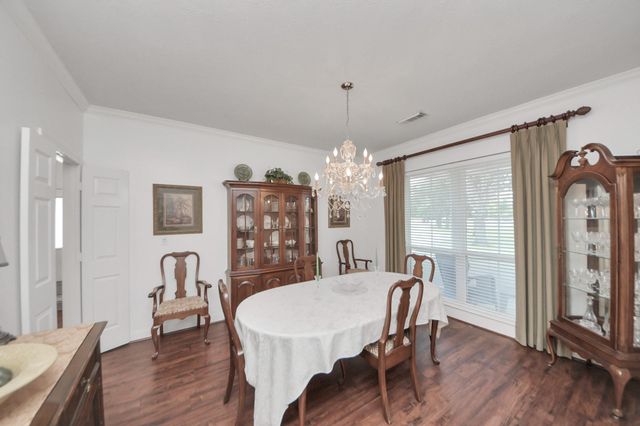 7511 County Road 511, Rosharon, TX 77583