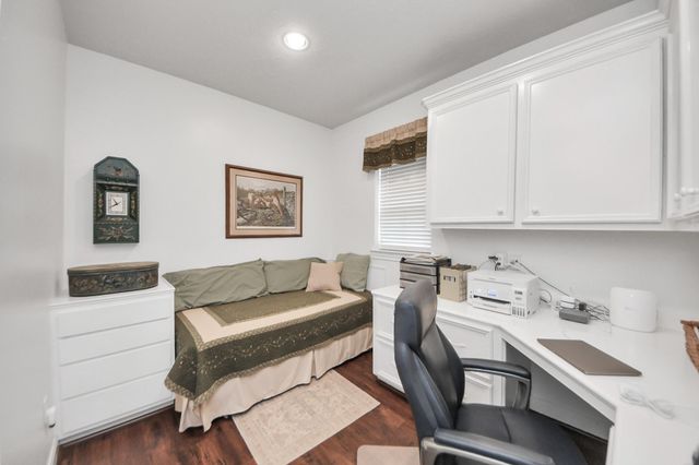 7511 County Road 511, Rosharon, TX 77583