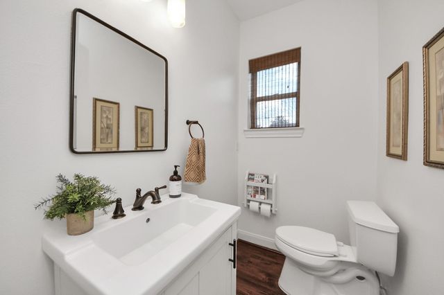 7511 County Road 511, Rosharon, TX 77583