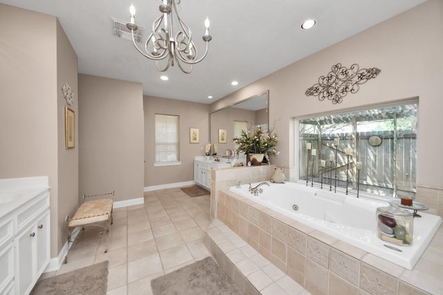 7511 County Road 511, Rosharon, TX 77583