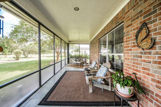 7511 County Road 511, Rosharon, TX 77583