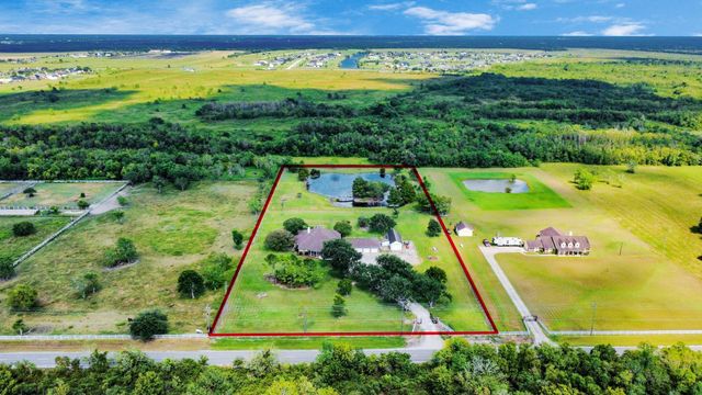 7511 County Road 511, Rosharon, TX 77583