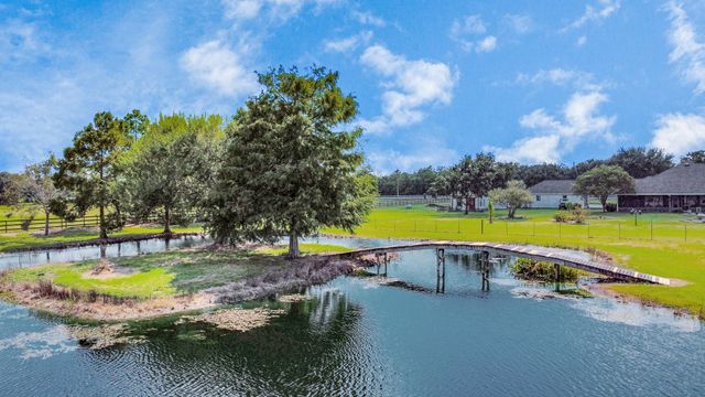 7511 County Road 511, Rosharon, TX 77583