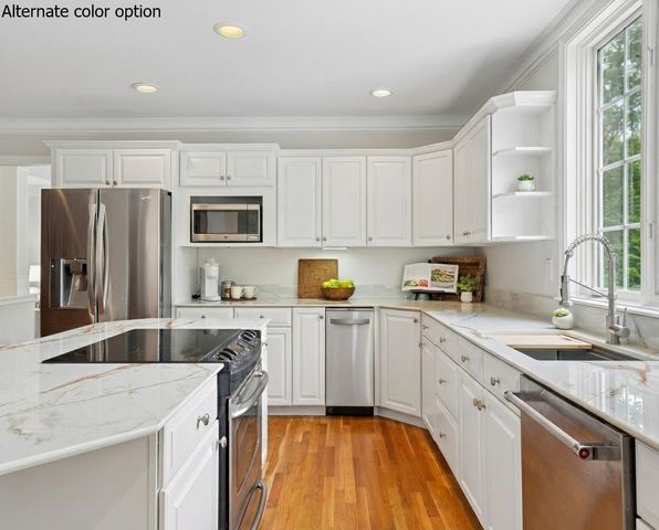 15 Strafford Lane, Bedford, NH 03110
