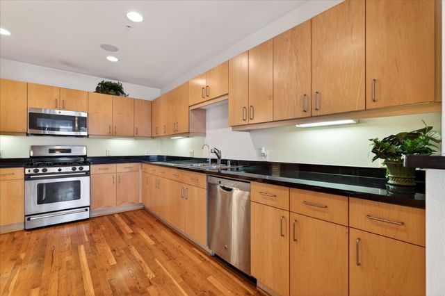 5055 Addison Circle 409, Addison, TX 75001