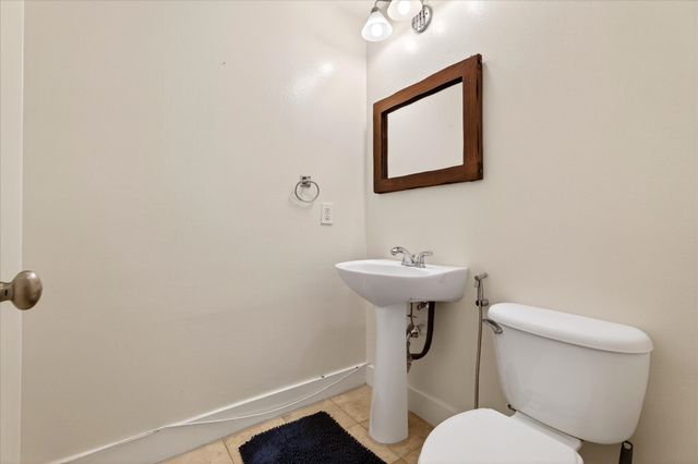 5055 Addison Circle 409, Addison, TX 75001