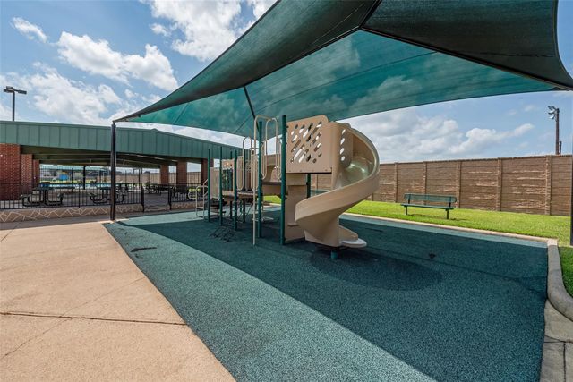 3306 Autumn Forest Drive, Pearland, TX 77584
