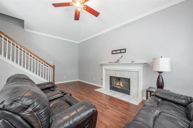 3306 Autumn Forest Drive, Pearland, TX 77584