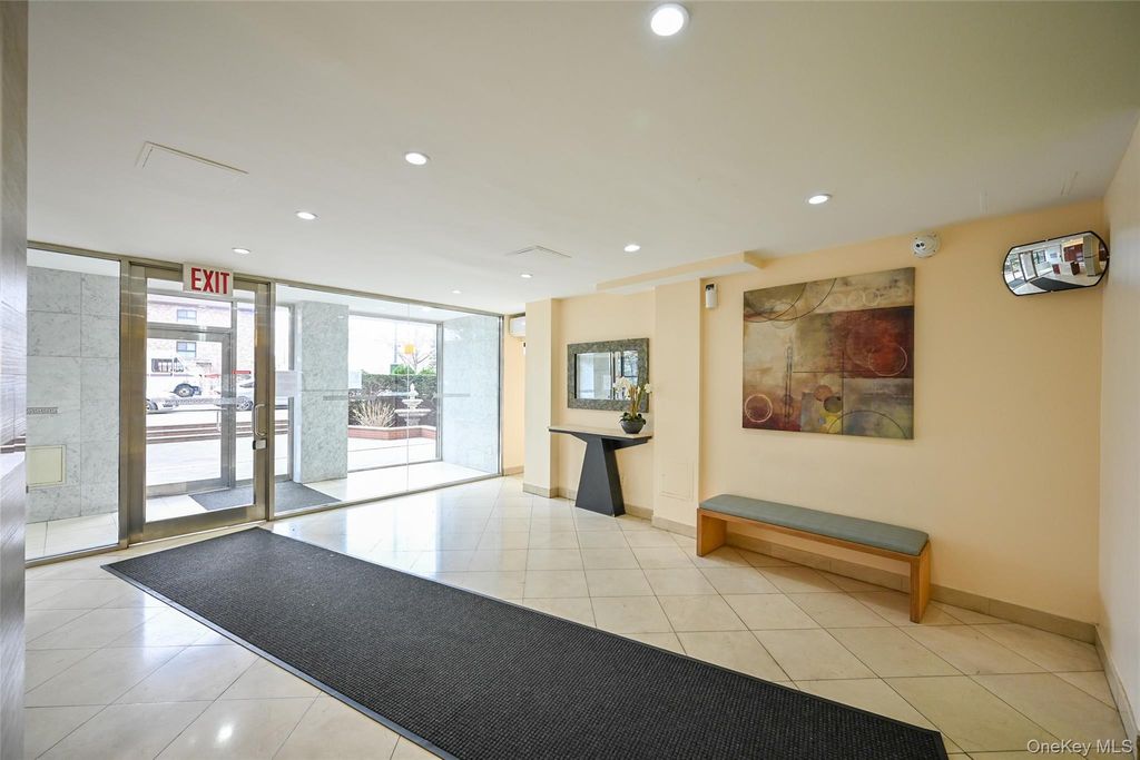 99-60 63rd Road 5Z, Rego Park, NY 11374 — photo 2