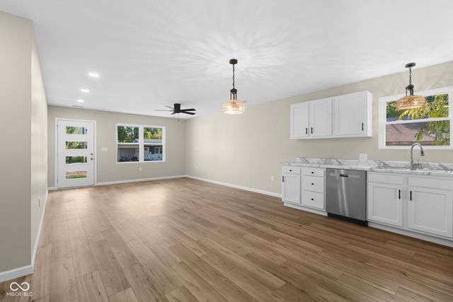 96 Hill Street, Austin, IN 47102