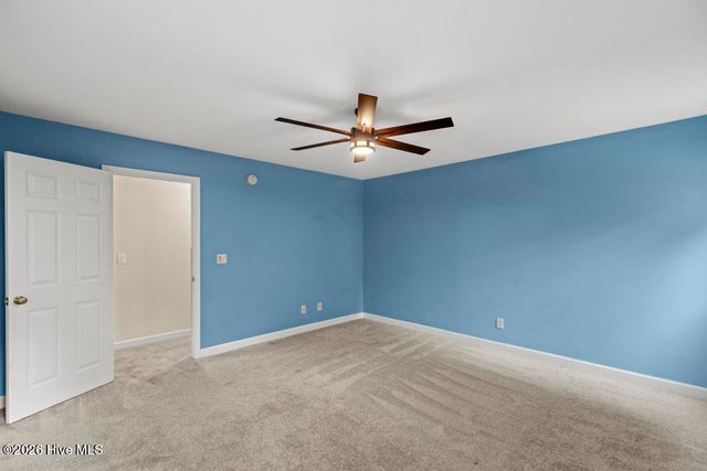 1731 Chadwick Shores Drive, Sneads Ferry, NC 28460