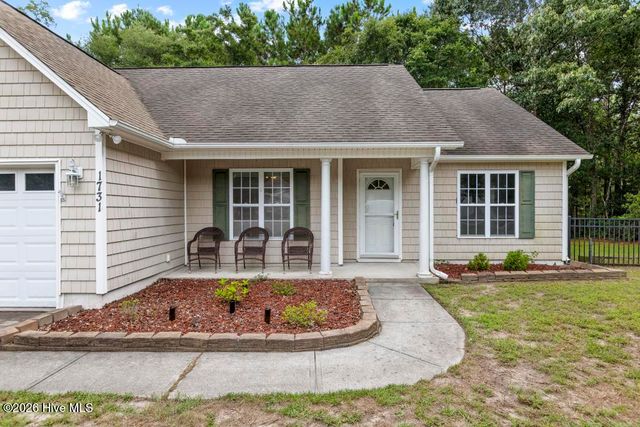 1731 Chadwick Shores Drive, Sneads Ferry, NC 28460