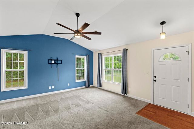 1731 Chadwick Shores Drive, Sneads Ferry, NC 28460
