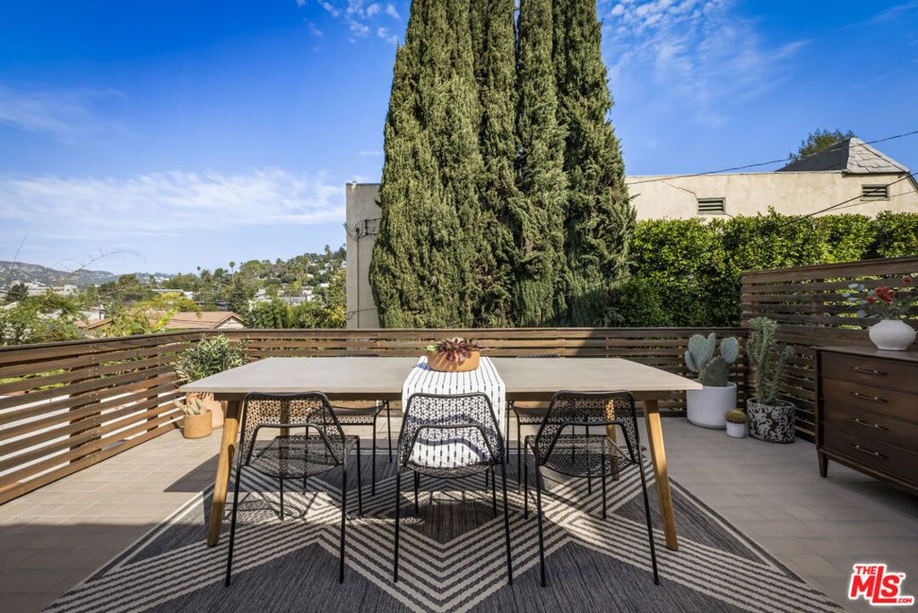 Image 22 of property listing at 3915 Effie Street, Los Angeles, CA 90029