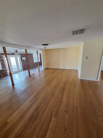 5525 SE Ault Avenue, Stuart, FL 34997