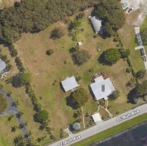 5525 SE Ault Avenue, Stuart, FL 34997
